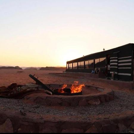 瓦迪拉姆 Bedouin Adventure & Tours酒店 外观 照片